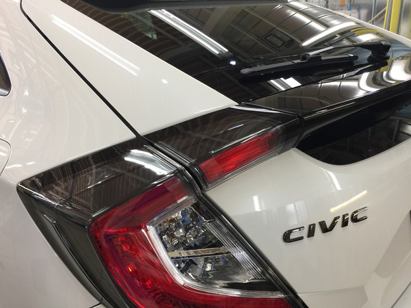 シビック・Sプレミアムコーティング施工後のエンブレム