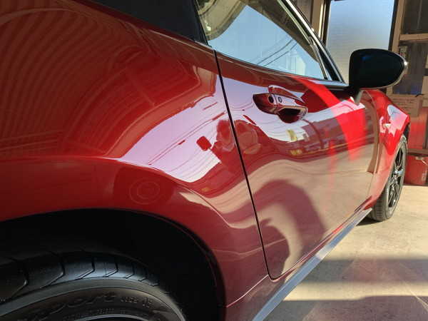 NDロードスター・プレミアムコーティング施工後の運転席ドア付近