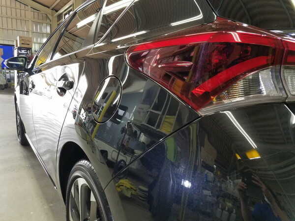 オーリス・プレミアムコーティング後の左テール付近