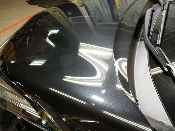 c-hr・プレミアムコーティング後のボンネット