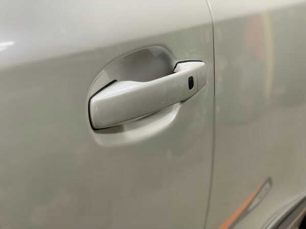 ランドクルーザー(200系)・プレミアムコーティング後のドアノブ