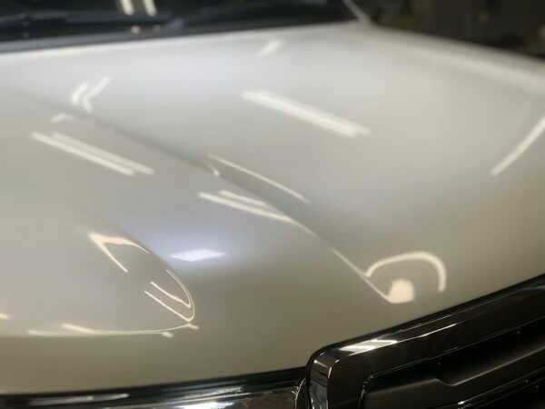 ランドクルーザー(200系)・プレミアムコーティング後のボンネット