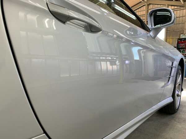 メルセデスベンツsl550・sプレミアムコーティング後の右ドアパネル