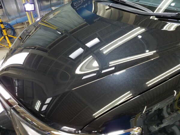 オーリス・プレミアムコーティング後のボンネット