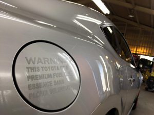 11・86プレミアムコーティング＆ボンネットラッピング（給油口付近）