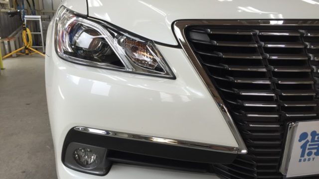 6クラウン・プレミアムコーティング・運転席側ヘッドライト付近