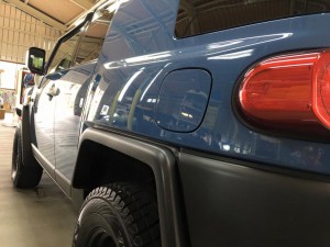 クイックフッ素コーティング・FJクルーザー助手席側後方より