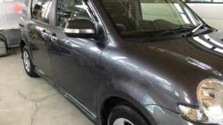 シエンタ運転席前方より（クイックフッ素コーティング）