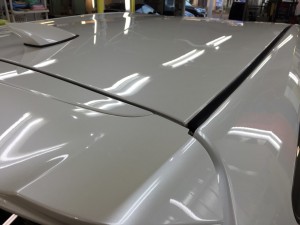 プリウスα・ルーフ