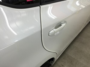 プリウスα・運転席側ドア