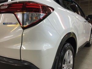 ヴェゼル・プレミアムコーティング・テールレンズ