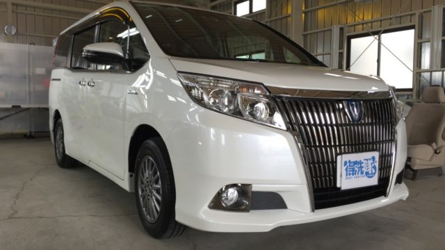 エスクァイアにプレミアムコーティング・運転席側前方より