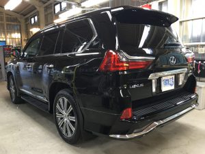 レクサスLX570・プレミアムコーティング・助手席側後方より