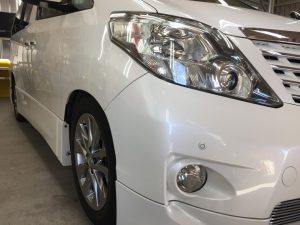 アルファード・プレミアムコーティング後の運転席側ヘッドライト周辺