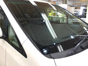 アルファード・窓ガラスコーティング・フロントガラス周辺