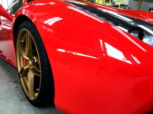 フェラーリ488・エシュロンゼンゼロ・右前方より