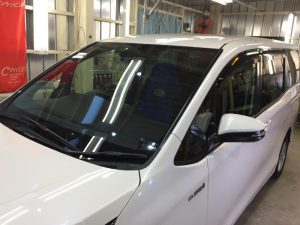 ヴォクシー・窓ガラスコーティング