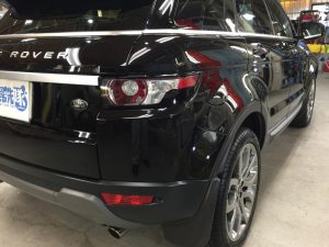 イヴォーク・プレミアムコーティング後の運転席側後方