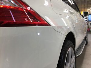 メルセデスベンツML350・プレミアムコーティング・助手席側後方より