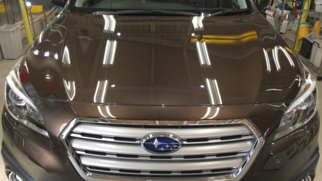 アウトバック・プレミアムコーティング後のボンネット