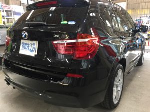 BMWX3・ジーゾックス・ハイドロフィニッシュ施工後のリアゲート付近