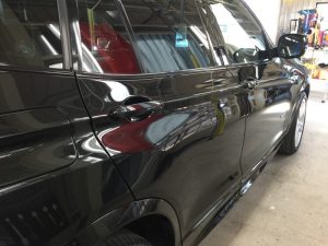BMWX3・ジーゾックス・ハイドロフィニッシュ施工後の運転席側後方