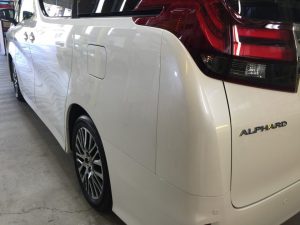 アルファード・ジーゾックスリアルガラスコート・助手席側後方より