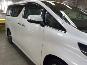 アルファード・ジーゾックスリアルガラスコート・運転席側