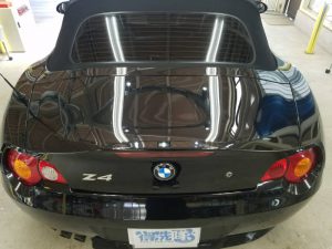 BMWZ4・プレミアムコーティング後のトランク