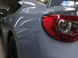 BRZ・エシュロン・ナノフィル施工後の助手席側クォーターパネル付近