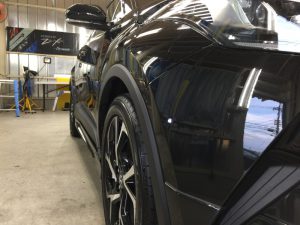 C-HR・プレミアムコーティング施工後の運転席側フェンダー付近