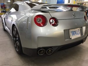 GT-R・ハイモースコート施工後のリアバンパー周り2