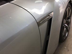 GT-R・ハイモースコート施工後の運転席側フェンダー周り
