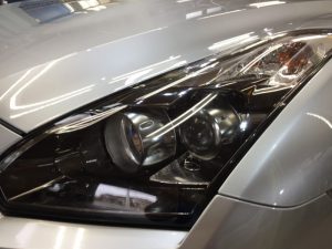 GT-R・ヘッドライトクリーニング＆プロテクションフィルム