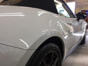 ロードスター・ナノフィル施工後の運転席側クォーターパネル