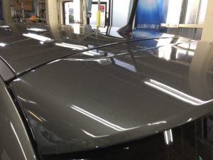 アバルト595・エシュロンナノフィル施工後のルーフ