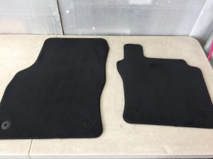 パサートヴァリアント・フロアマットコーティング・前席