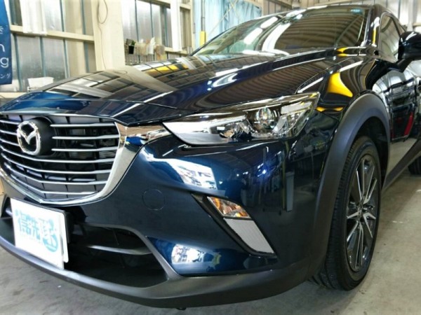 CX-3・プレミアムコーティング後の左ヘッドライト付近