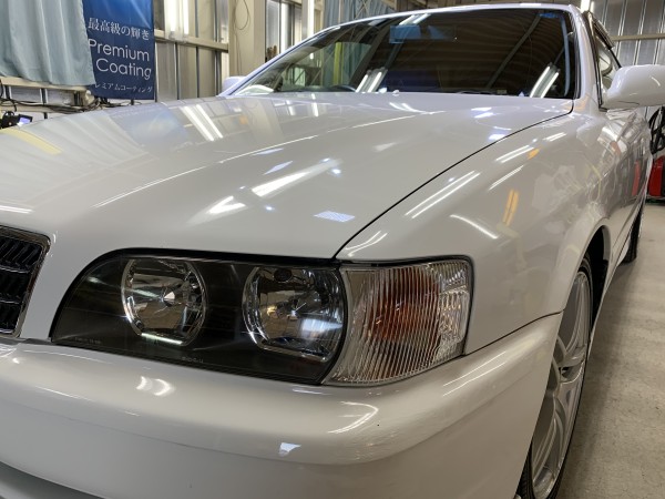 チェイサー・コーティング後の左ヘッドライト付近