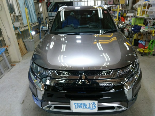 アウトランダー・プレミアムコーティング・正面より