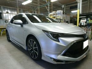 カローラスポーツ・ガラスコーティング施工後の右前方より