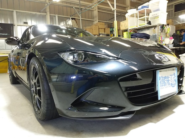 ロードスター・プレミアムコーティング後・右ヘッドライト付近